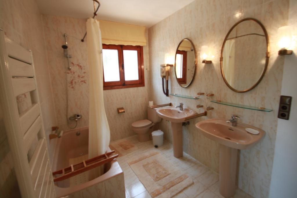 Chrisuli - Well Furnished Villa With Panoramic Views In Moraira Oda fotoğraf